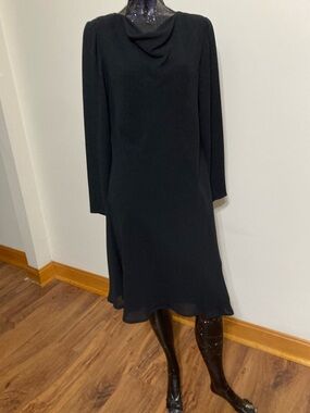 Classic Black Long-Sleeve Womens Dress. Item# TSd18